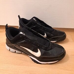 Nike Air Black White Elite Pre Game Athletic Fitness Workout Sneakers Size 10.5